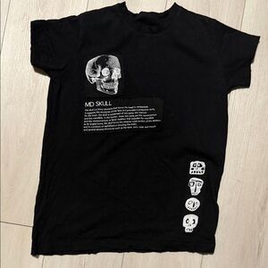 Nununu Kids Black MD Skull Graphic Tee - Short Sleeve Shirt size 10-11